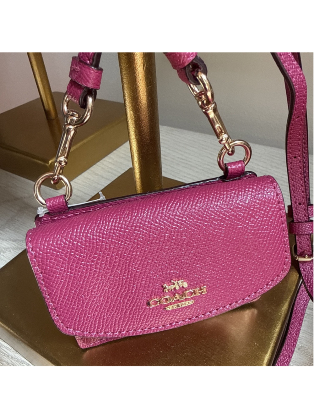 Coach Flap Leather Card Case On Lanyard C5611 (Bright Violet) New Gold Hardware - Picture 6 of 8